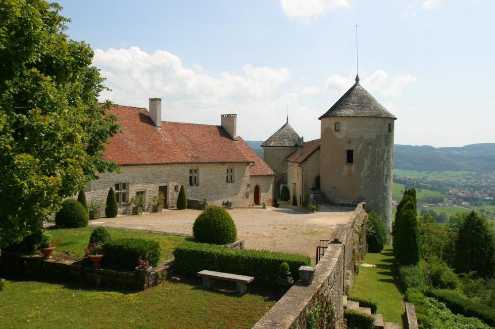 chateau belvoir visite moyen age pays horloger jura pnr doubs horloger