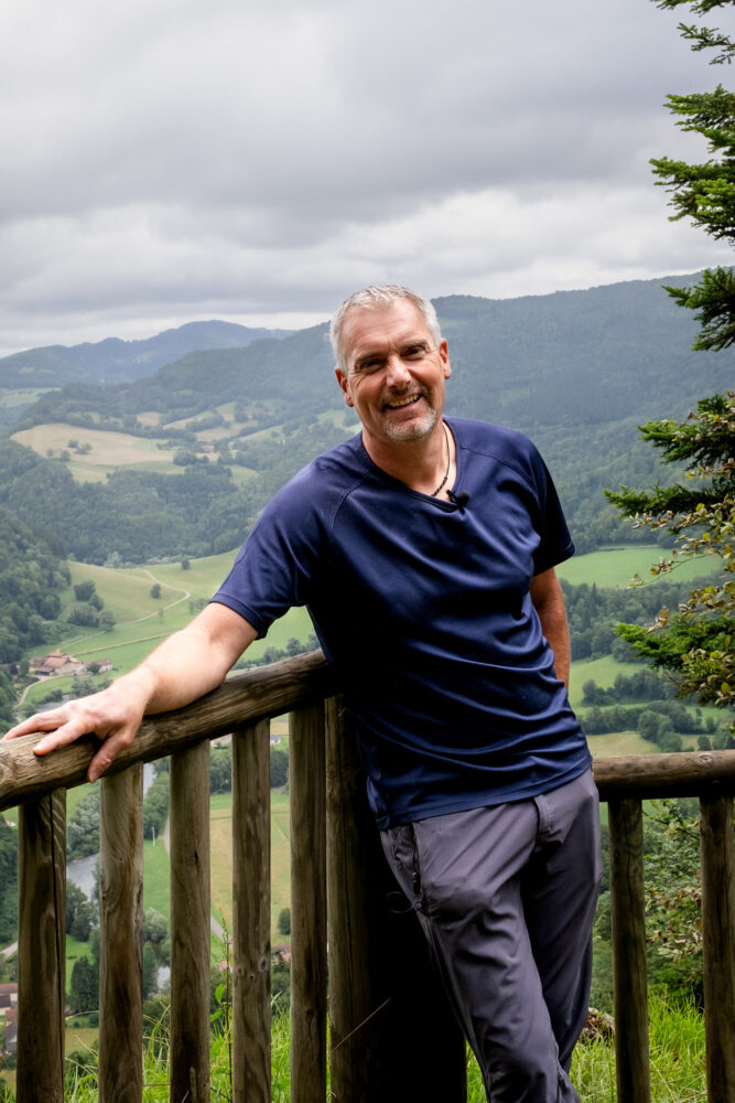 Portrait Patrick Bruot, randonnée point de vue accompagnateur