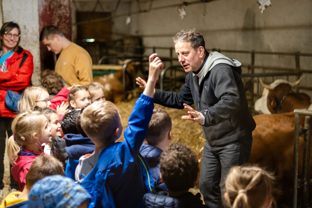 ferme barboux animations enfants étable pays horloger